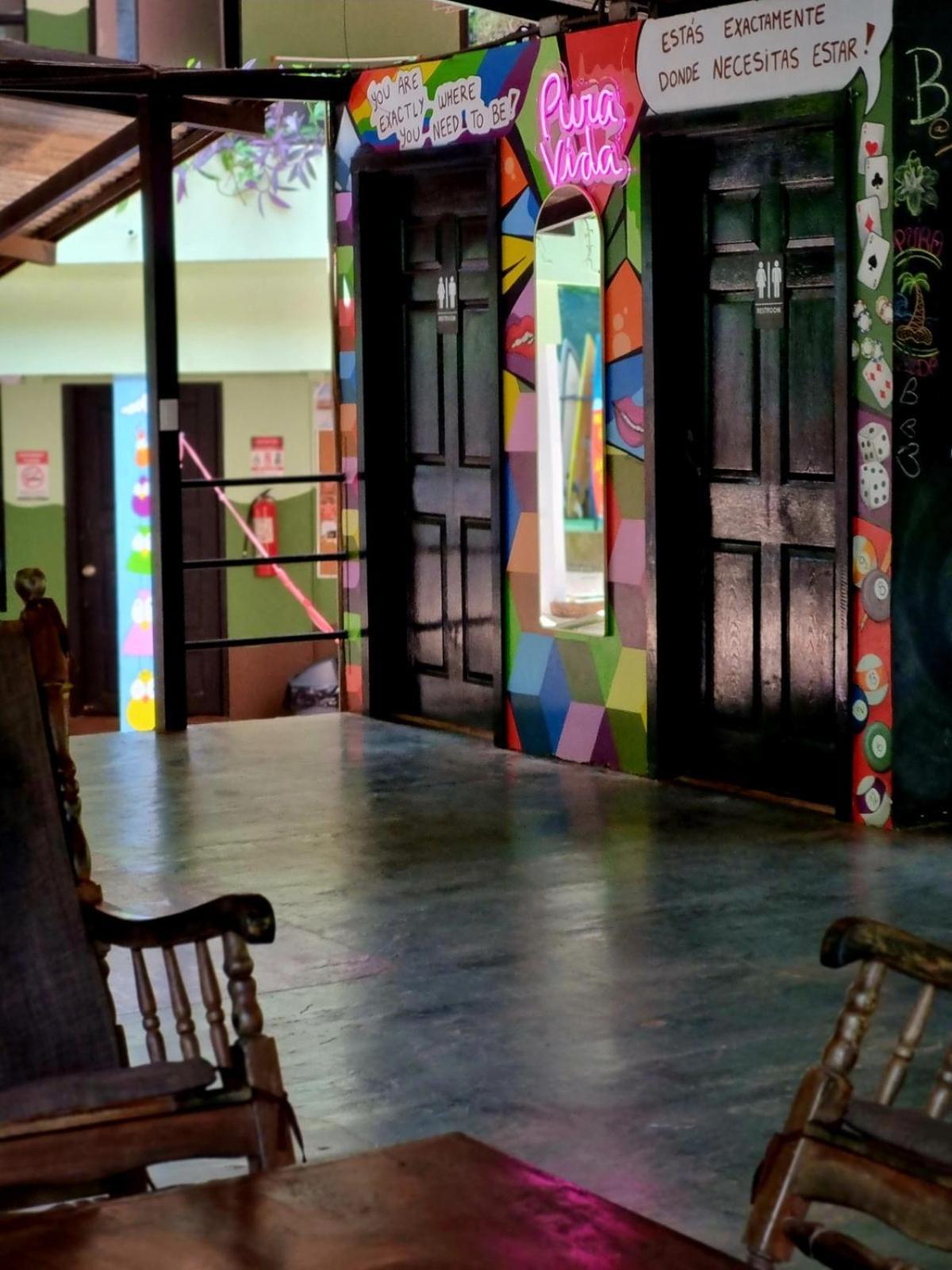 Casa Pura Vida Surf Hostel - Tamarindo Costa Rica Exterior photo